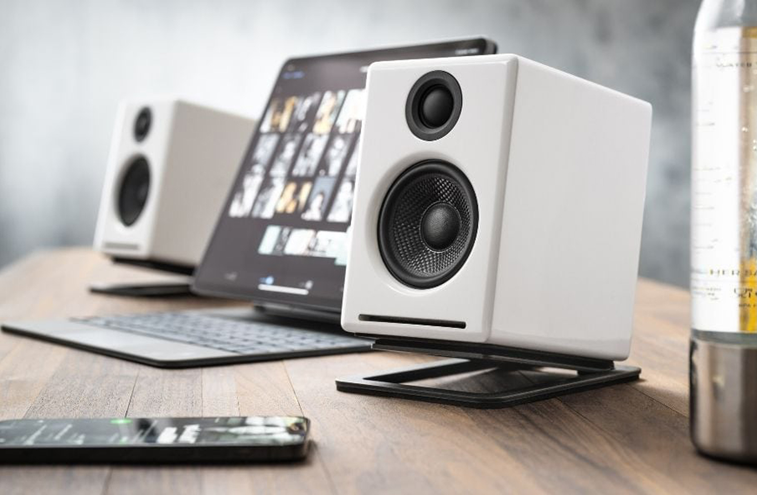 DS1M Desktop Speaker Stands Press Release
