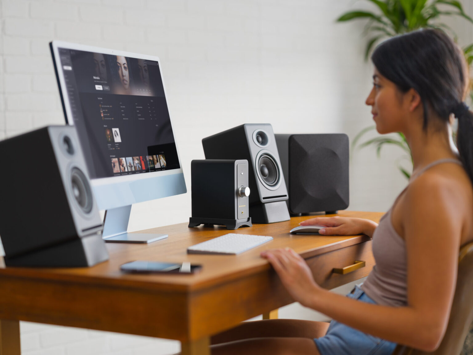 N22 (Gen 2) Premium Desktop Audio Amplifier with Bluetooth aptX ...